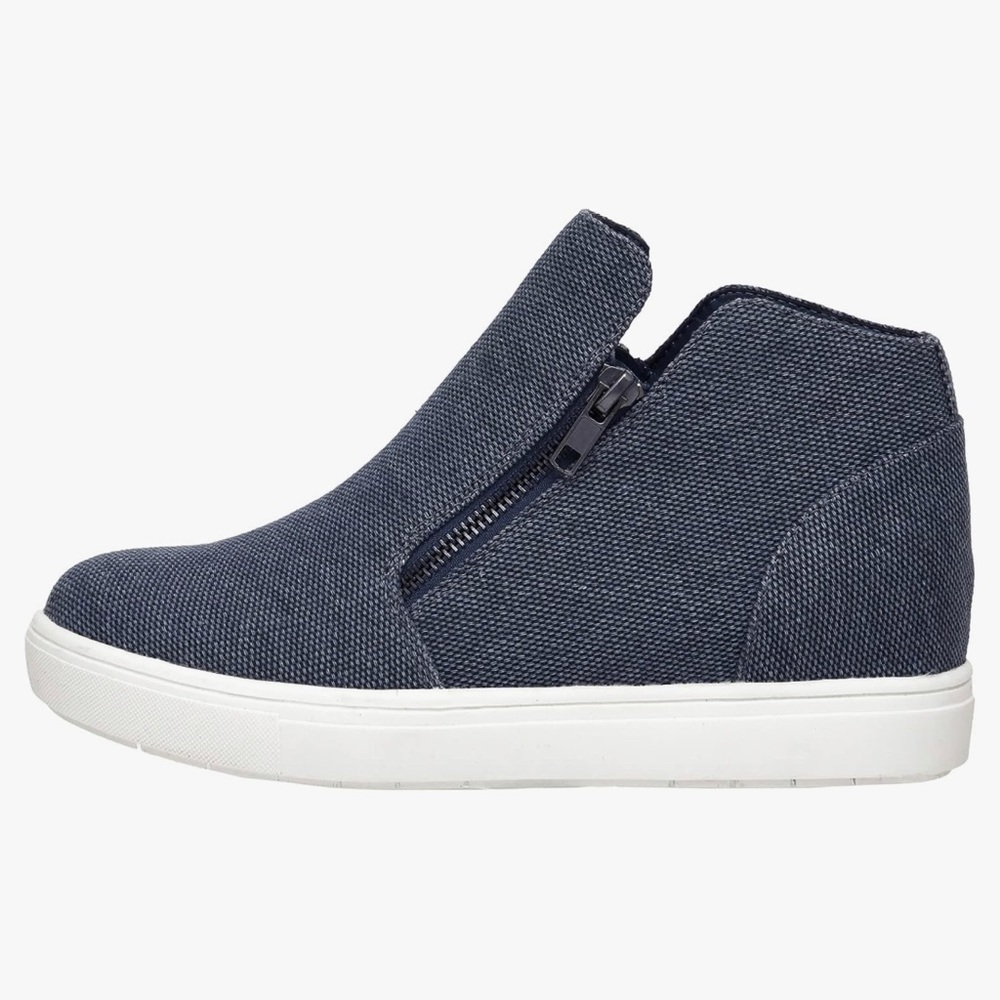 Cushionaire Wedge Sneaker
